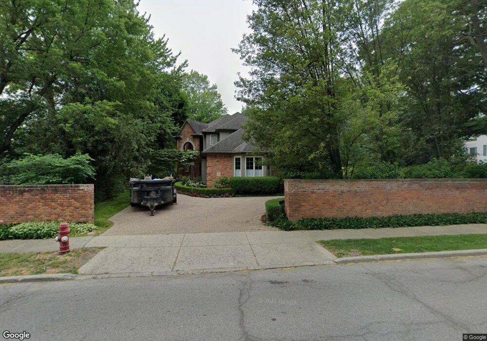 21 Fisher Rd, Grosse Pointe, MI 48230 - photo 1