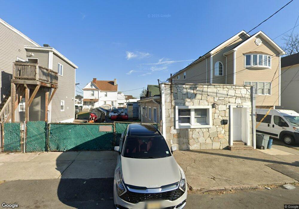 237 E 17th St, Paterson, NJ 07524 - photo 1