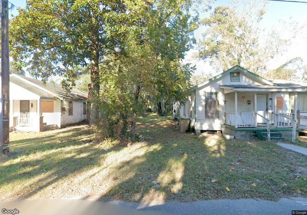 3112 Lincoln St, Savannah, GA 31404 - photo 1