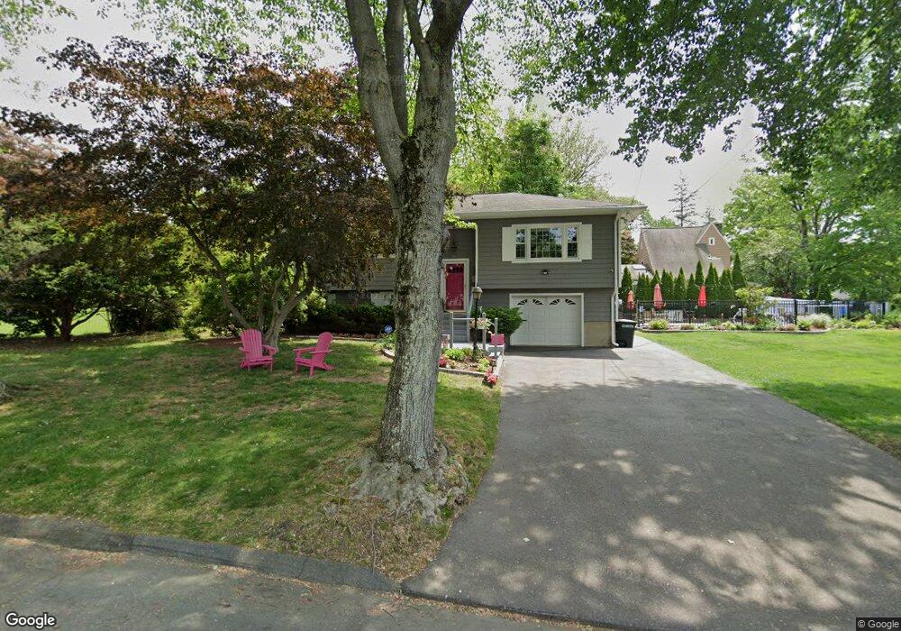 175 Windermere St, Fairfield, CT 06825 - photo 1