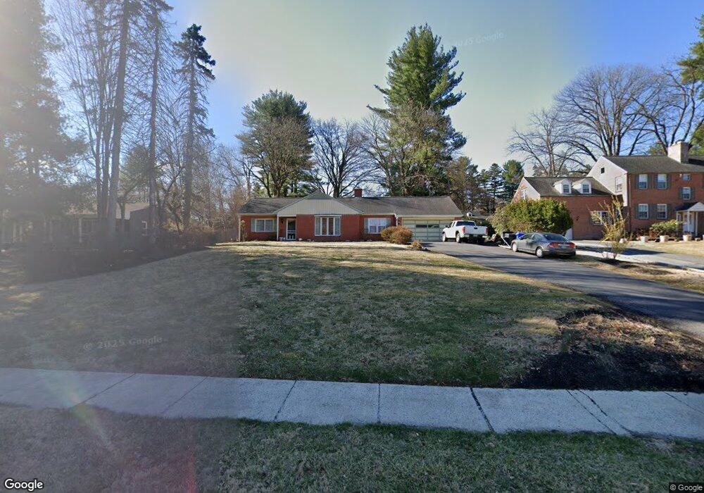 1208 Parkside Dr S, Reading, PA 19611 - photo 1