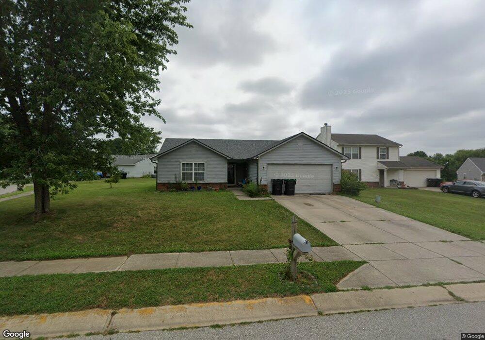 201 Creekside Ct, Whiteland, IN 46184 - photo 1