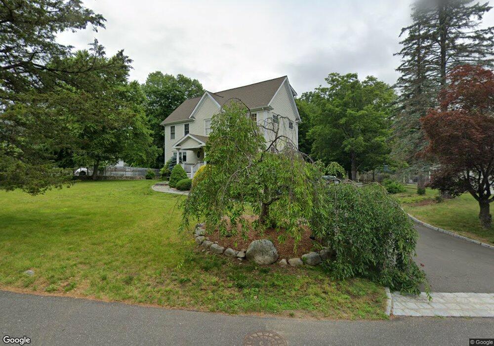 12 Buckthorn Rd, Norwalk, CT 06851 - photo 1