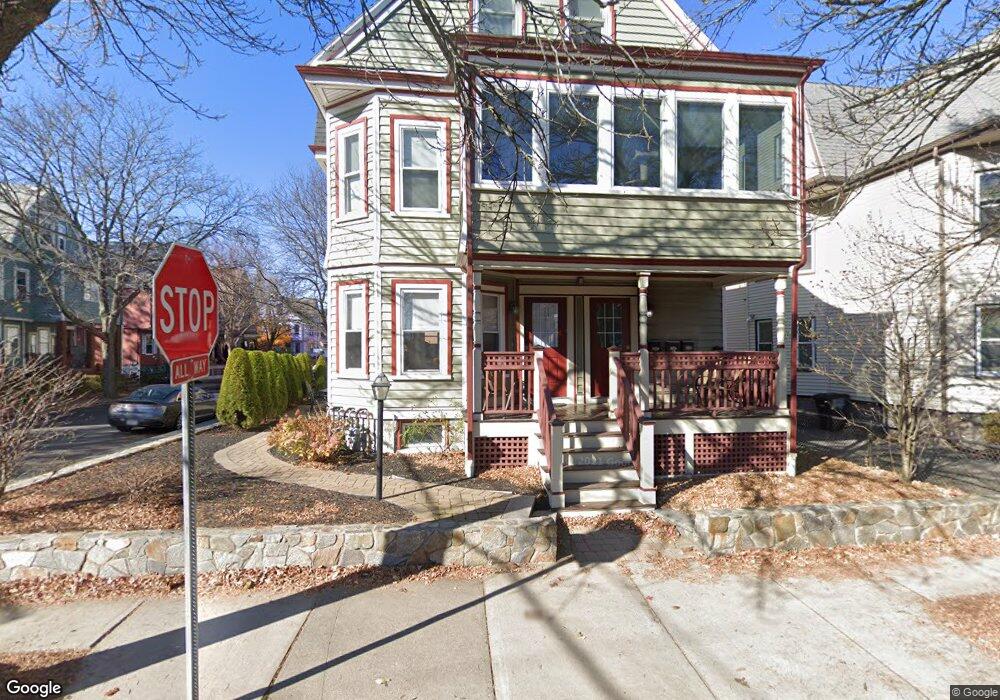 210 Willow Ave unit 2, Somerville, MA 02144 - photo 1