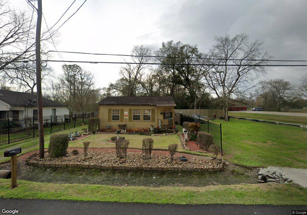 1911 Ferguson Way, Houston, TX 77088 - photo 1