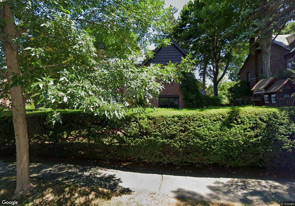 53 Brackett Rd, Newton, MA 02458 - photo 1