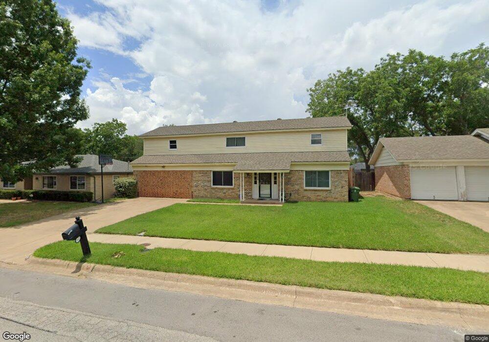 1917 Chattanooga Dr, Bedford, TX 76022 - photo 1