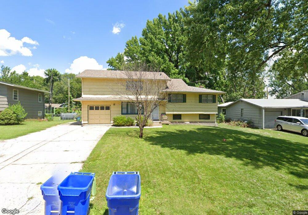 7405 Goddard St, Shawnee, KS 66203 - photo 1