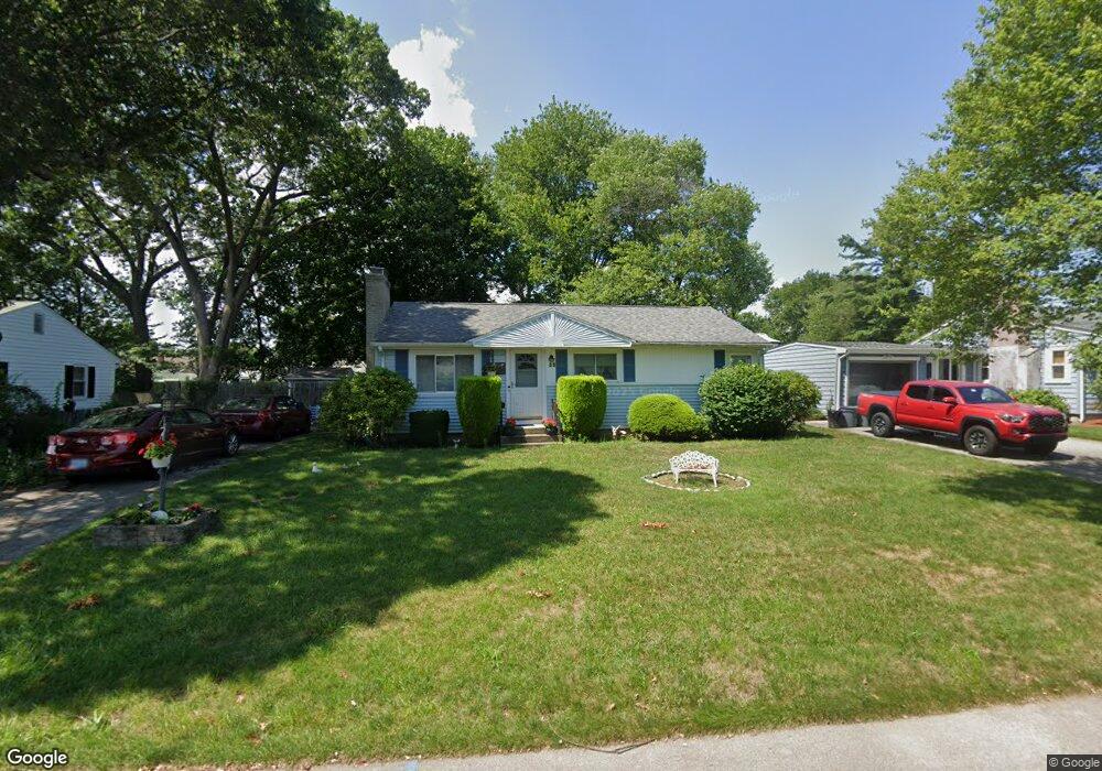 31 Amsterdam Ave, Warwick, RI 02889 - photo 1