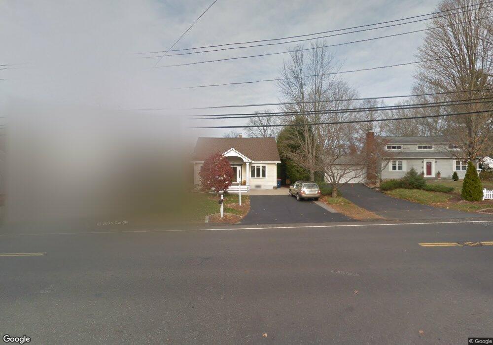 40 Stonehouse Rd, Trumbull, CT 06611 - photo 1