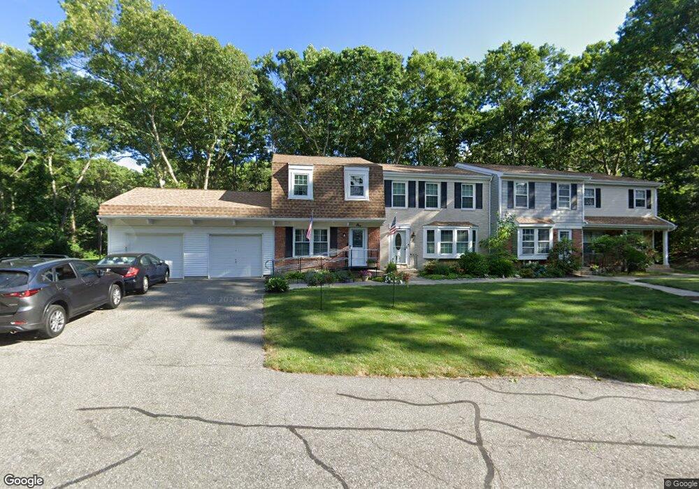 1 Wilson Commons, Yaphank, NY 11980 - photo 1