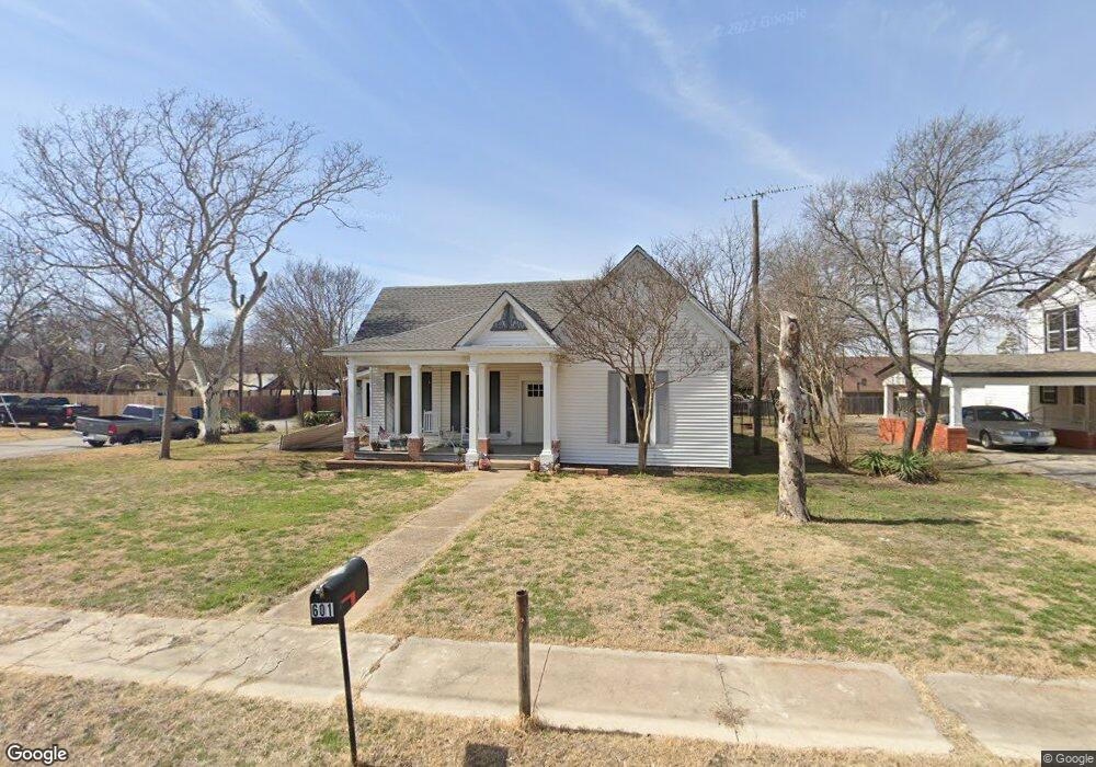 601 N Church St, Decatur, TX 76234 - photo 1