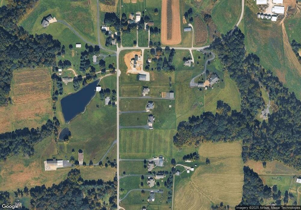 8800 Starlight Rd, Floyds Knobs, IN 47119 - photo 1