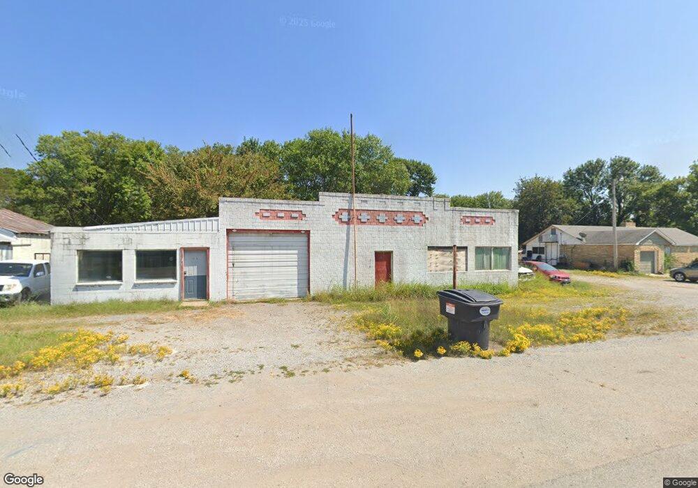 216 S Wyandotte, Locust Grove, OK 74352 - photo 1