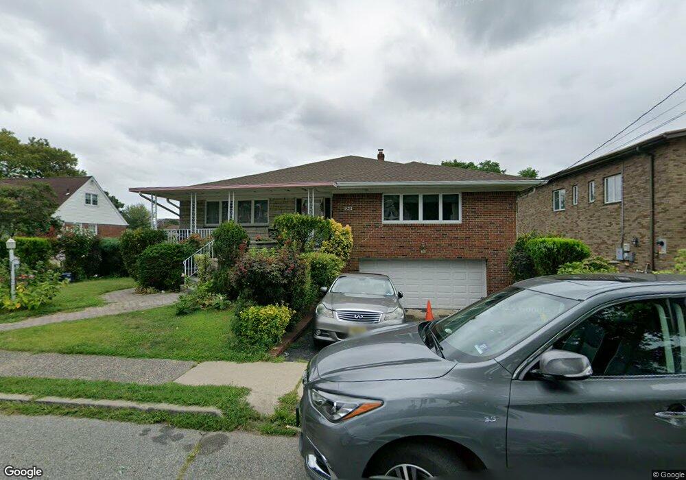 1348 Abbott Blvd, Fort Lee, NJ 07024 - photo 1