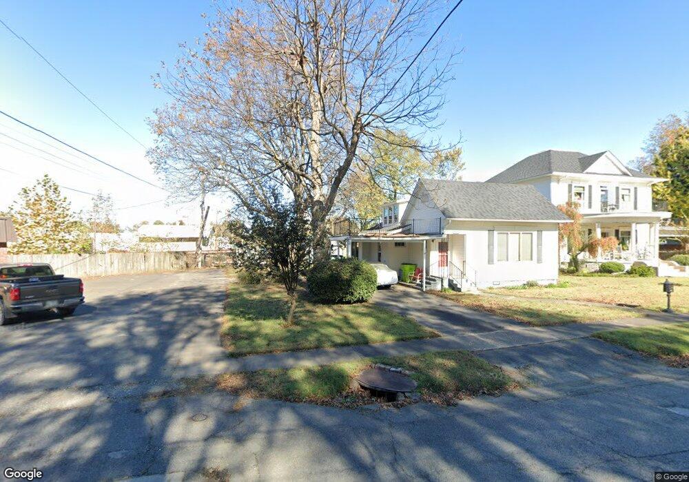 234 W 3rd St, Stuttgart, AR 72160 - photo 1