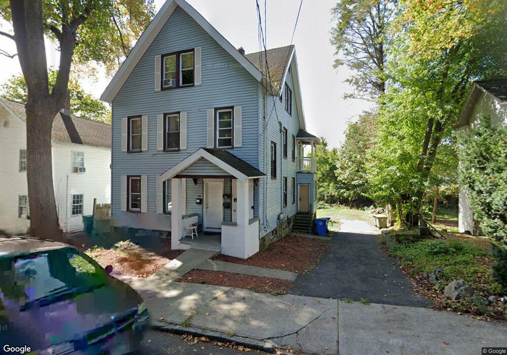 265 Bishop St unit 3, Waterbury, CT 06704 - photo 1