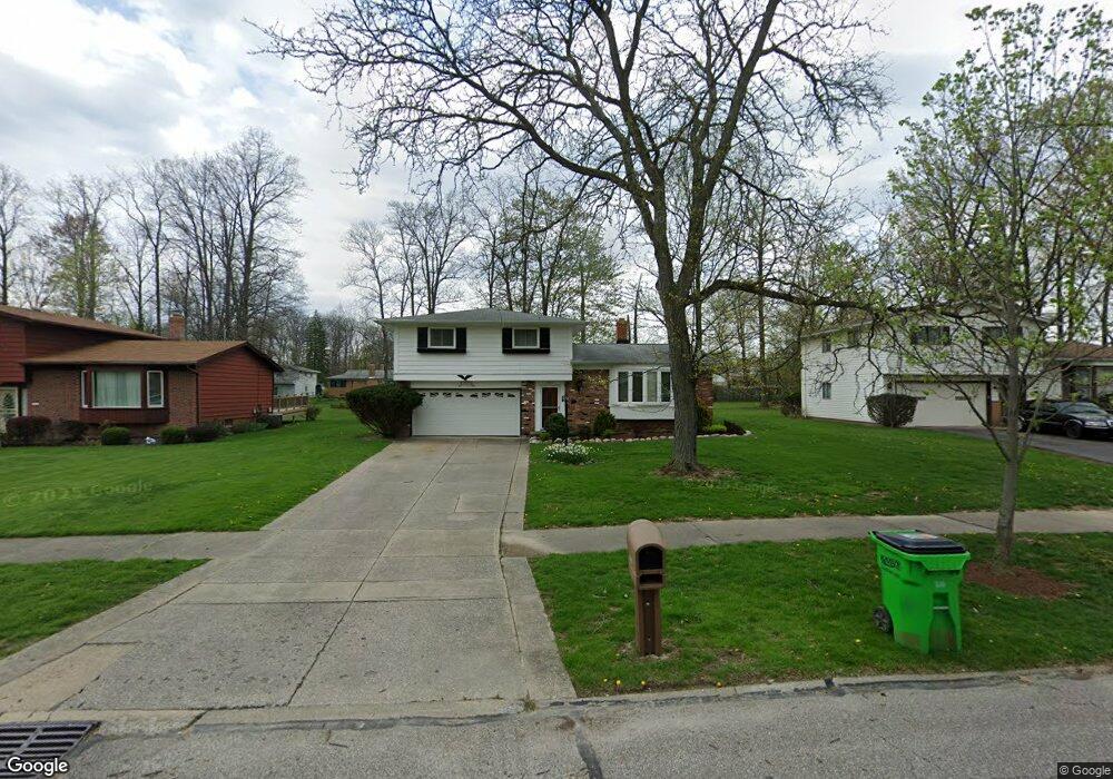 5387 Holly Rd, Bedford, OH 44146 - photo 1