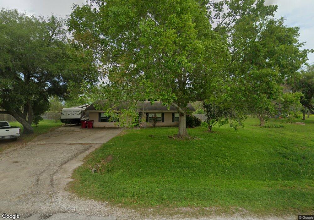 128 Brazos Dr, Bay City, TX 77414 - photo 1