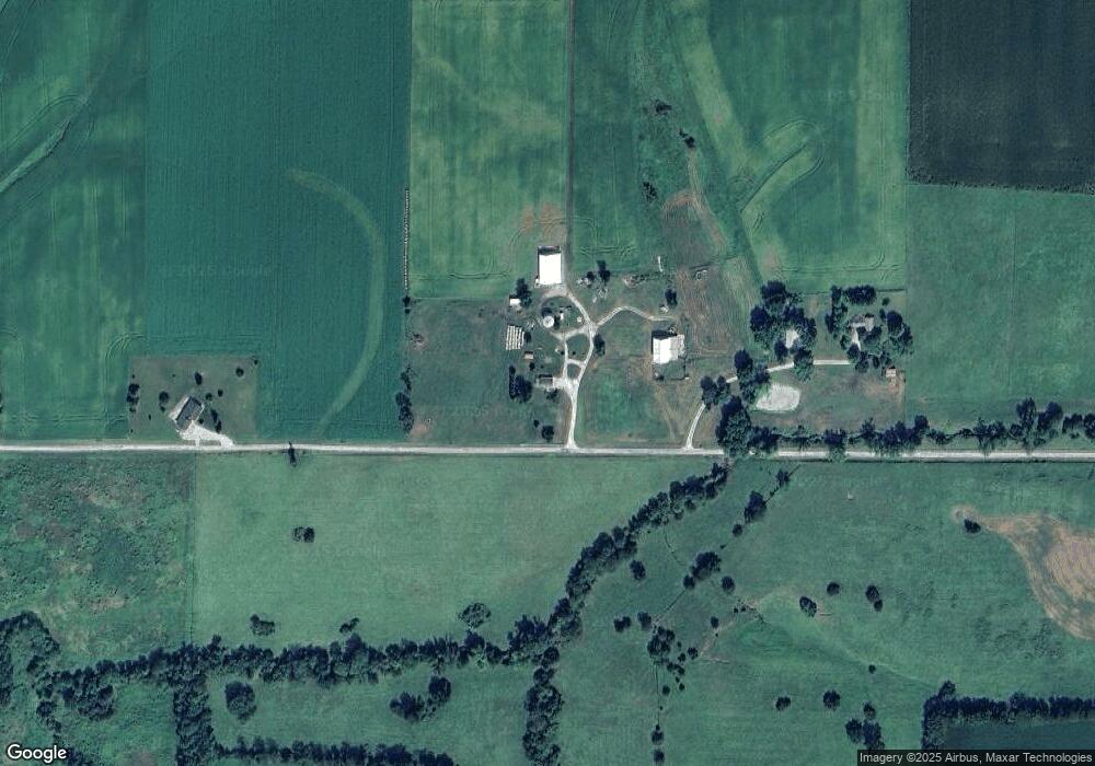 18935 Parlier Rd, Virginia, IL 62691 - photo 1