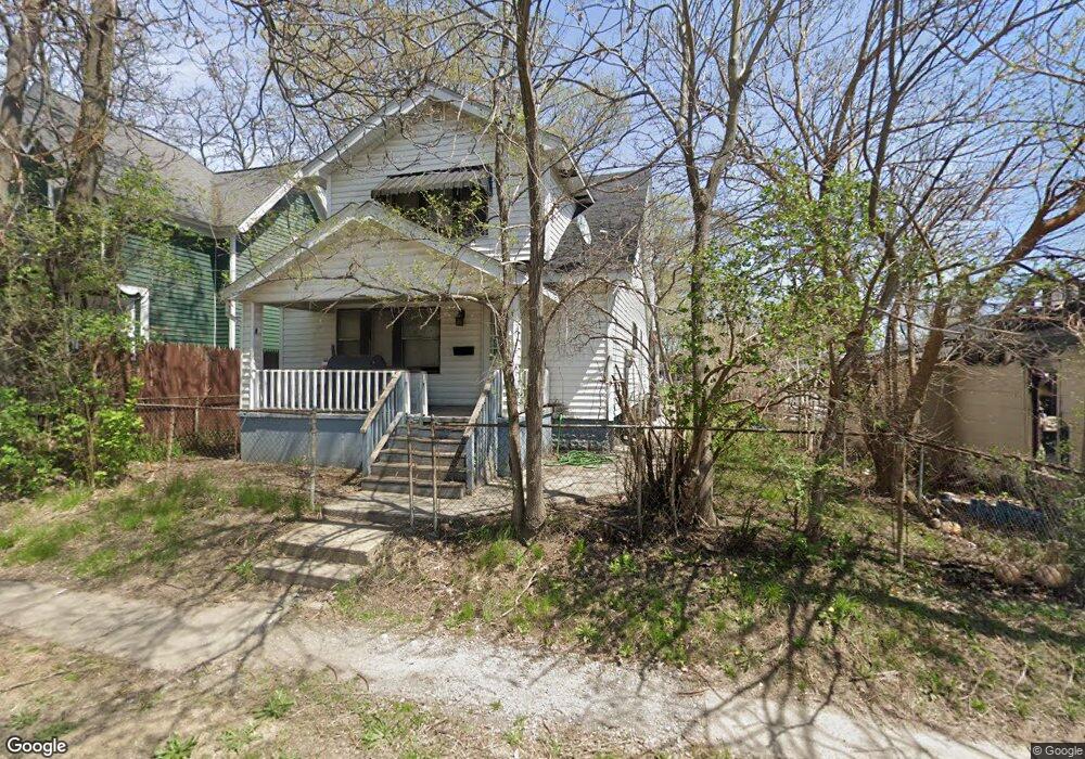 733 Fenton Rd, Flint, MI 48503 - photo 1