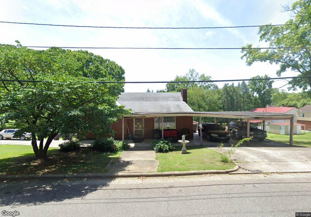 102 E Turner St, Statesville, NC 28677 - photo 1