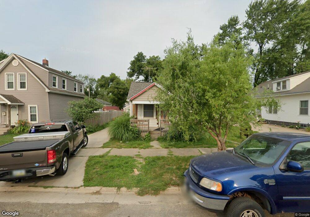 1216 9th St NW, Cedar Rapids, IA 52405 - photo 1