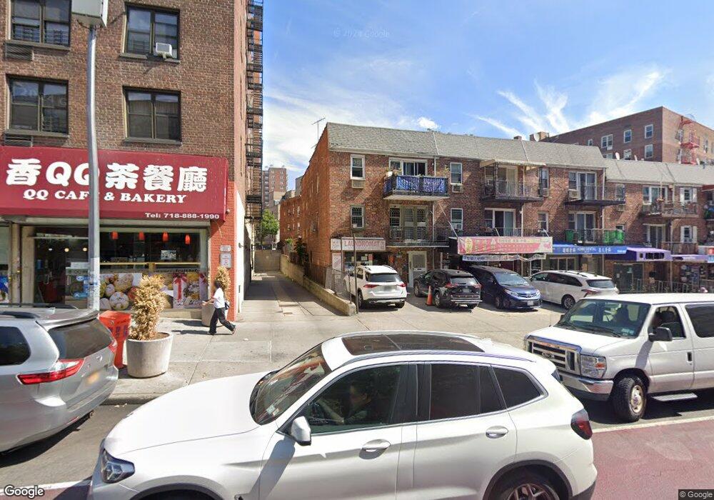 4263 Main St, Flushing, NY 11355 - photo 1