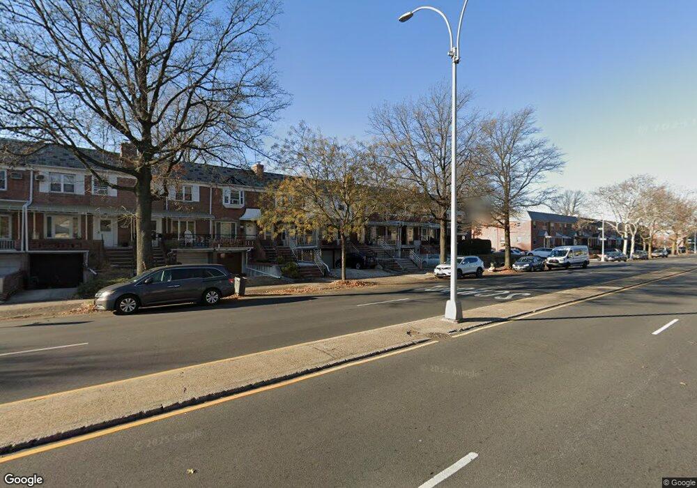 6806 Utopia Pkwy, Fresh Meadows, NY 11365 - photo 1