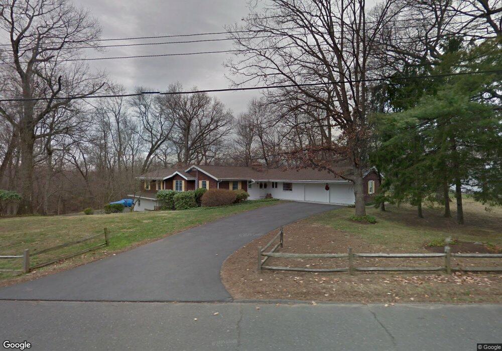 80 Hills Point Rd, Trumbull, CT 06611 - photo 1