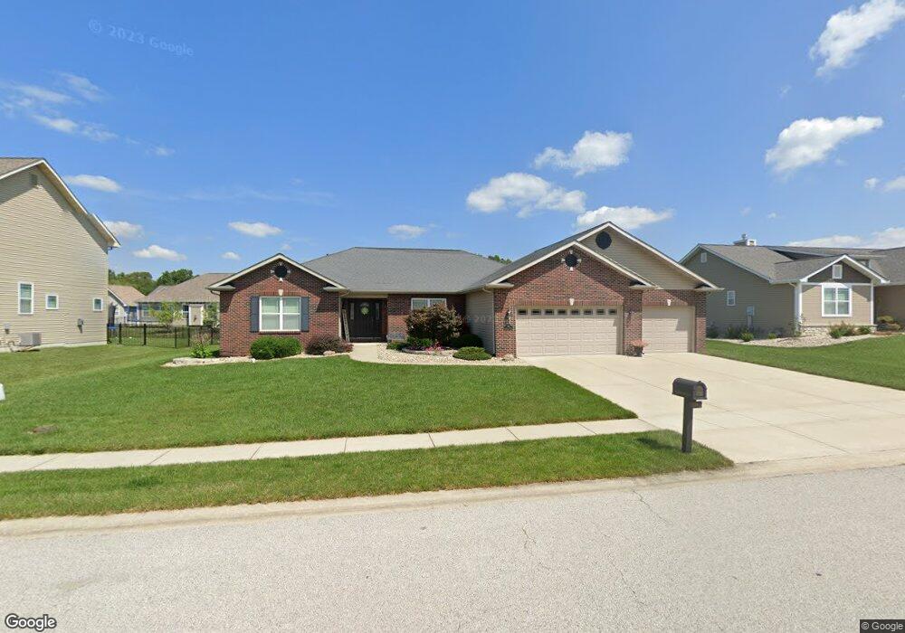 708 Longfellow Dr, O Fallon, IL 62269 - photo 1