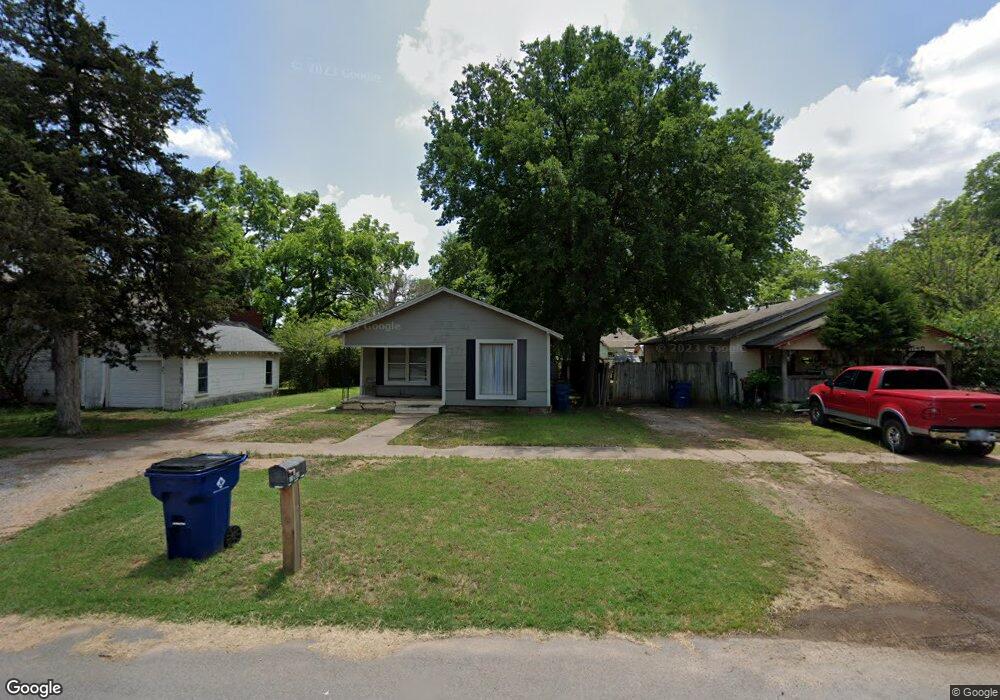 1106 W Ash Ave, Duncan, OK 73533 - photo 1