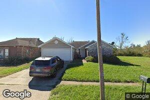 7466 Horizon Dr, New Orleans, LA 70129