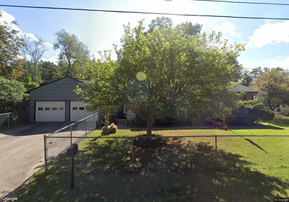 5 Holdsworth Rd, Preston, CT 06365 - photo 1