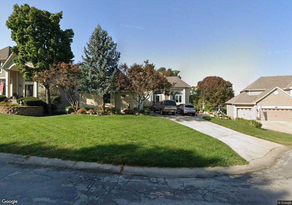 5102 SW Pelican Point, Lees Summit, MO 64082 - photo 1