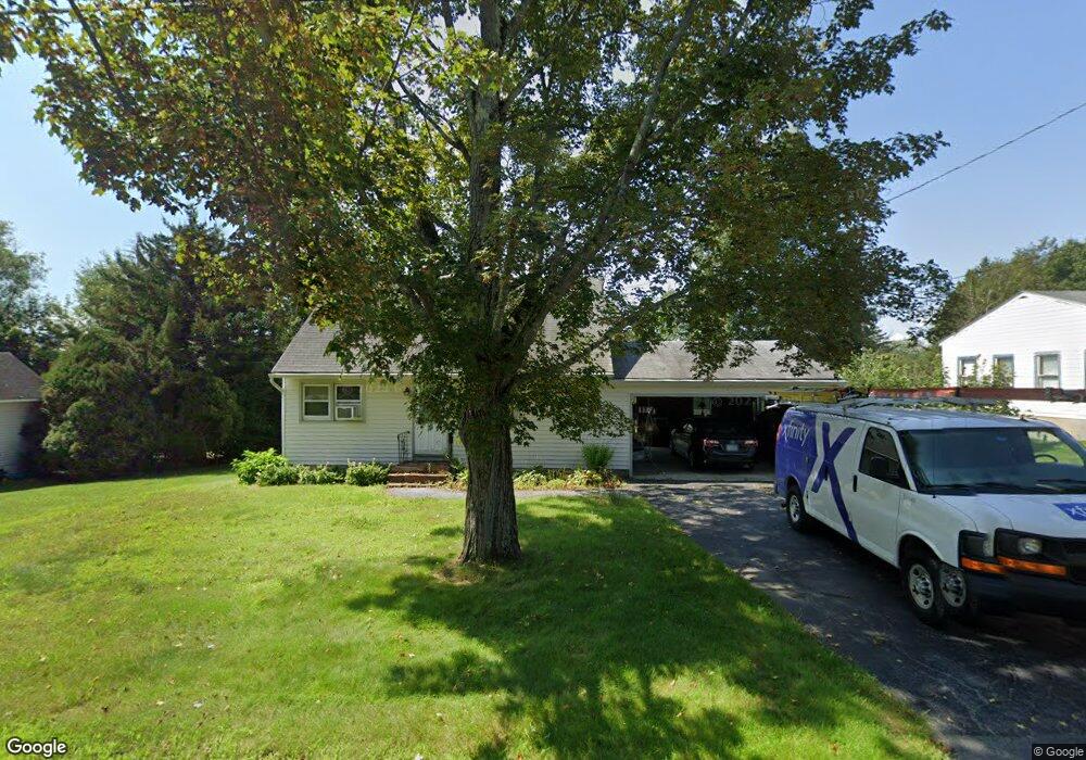 382 Rowe Ave, Pembroke, NH 03275 - photo 1