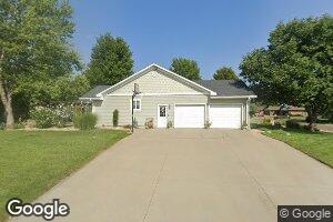 817 Hillcrest Dr, Seneca, KS 66538