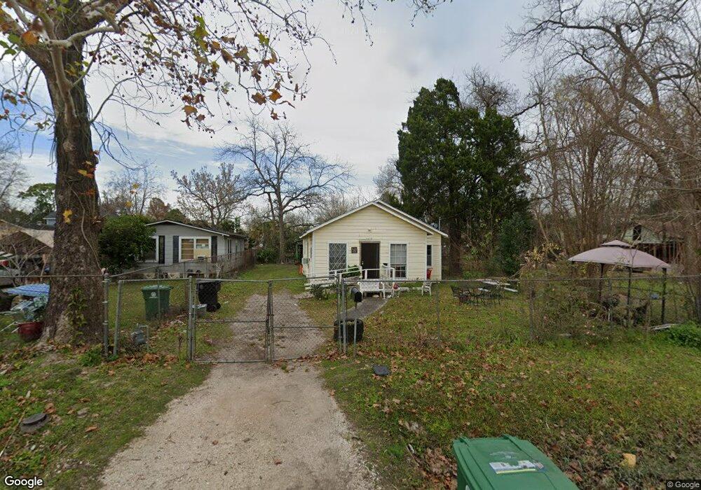 3417 Melbourne St, Houston, TX 77026 - photo 1