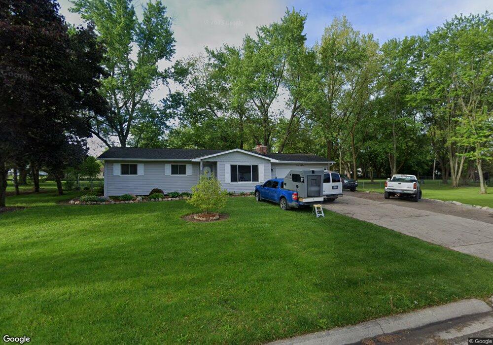 7061 Partridge Dr, Flushing, MI 48433 - photo 1