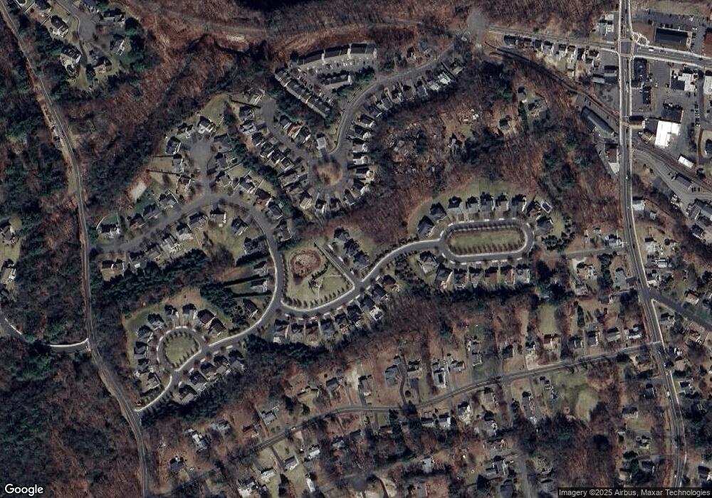 4 Chatham Ct, Farmington, CT 06085 - photo 1