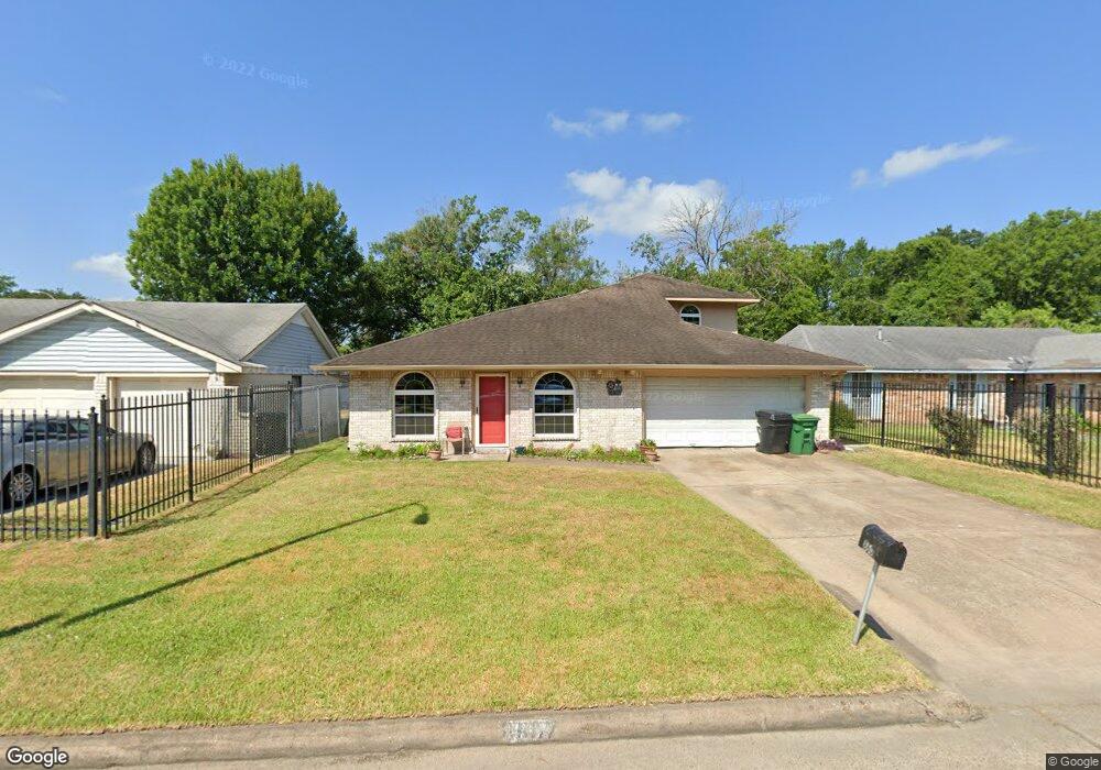 8607 Whitecastle Ln, Houston, TX 77088 - photo 1