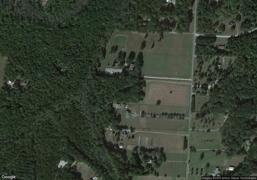 19772 Templeton Rd, Petersburg, VA 23805 - photo 1