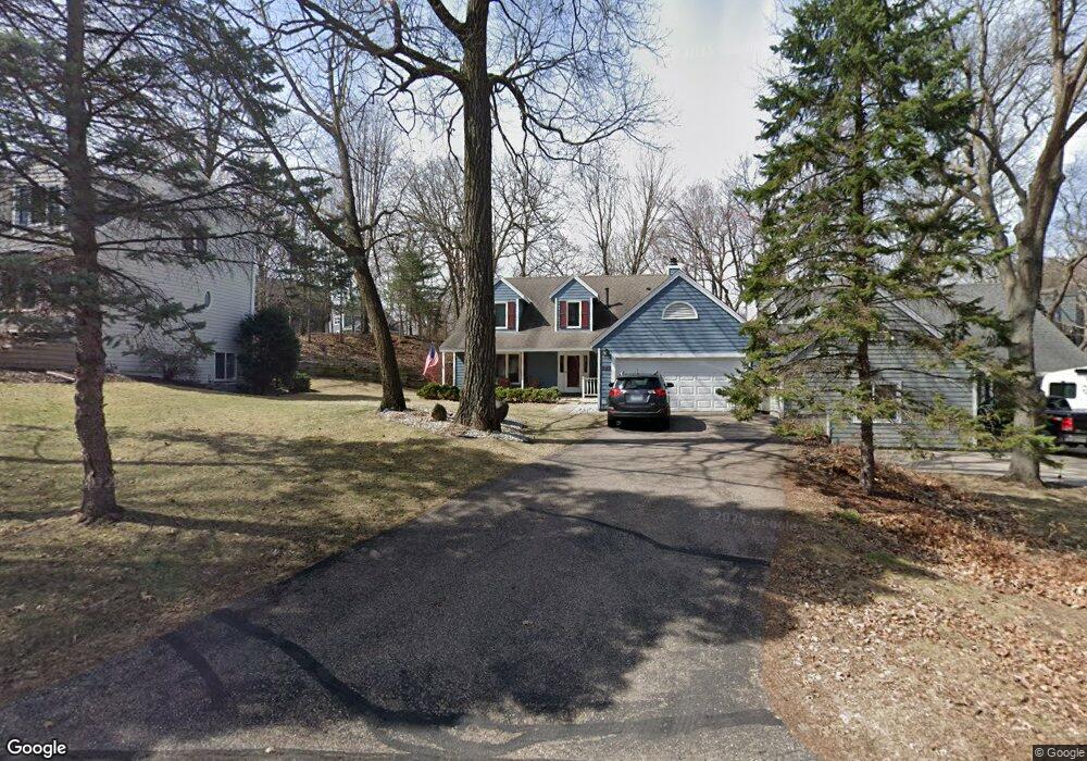 4312 Woods Way, Minnetonka, MN 55345 - photo 1