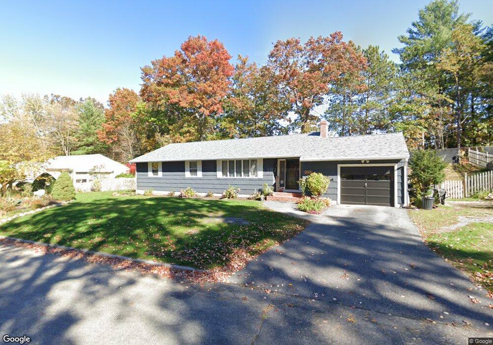 209 Hillhaven Rd, Manchester, NH 03104 - photo 1