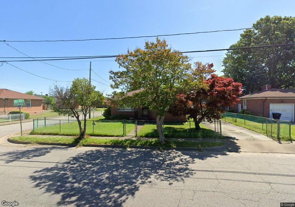 2001 Effingham St, Portsmouth, VA 23704 - photo 1