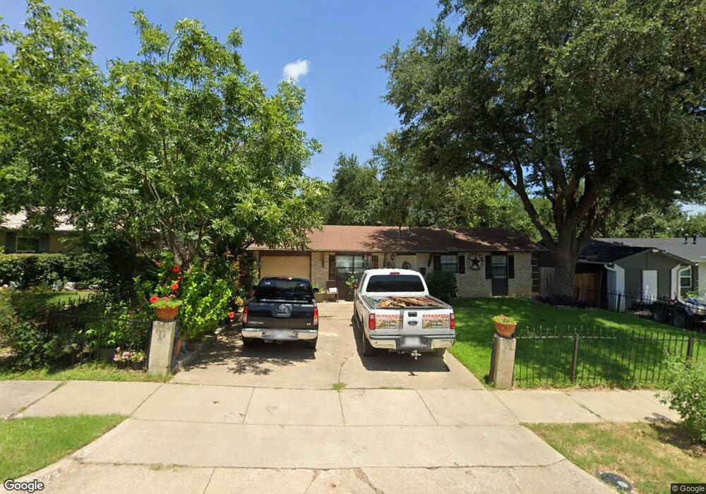 1223 Briarwood Dr, Mesquite, TX 75149 - photo 1