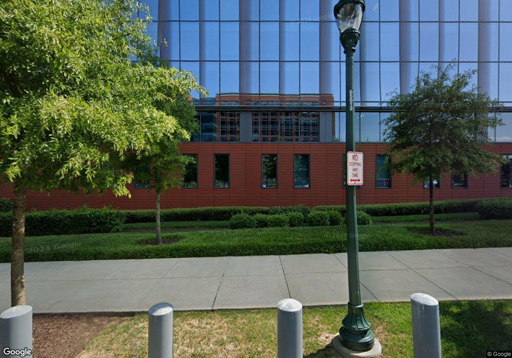 5544 Fishers Ln, Rockville, MD 20857 - photo 1