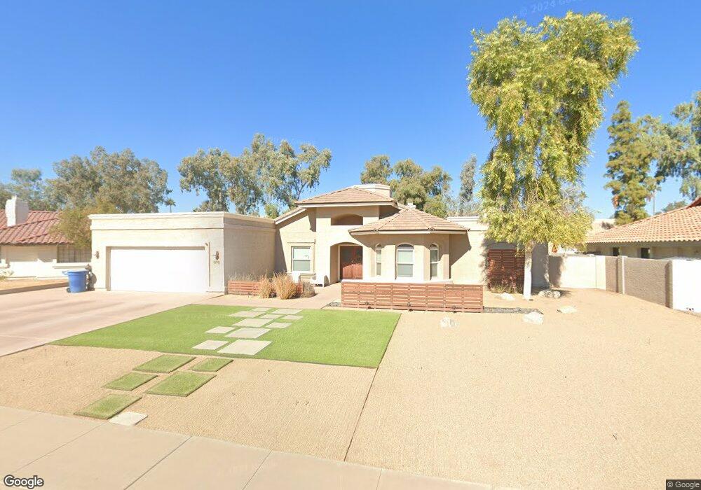 916 E Vinedo Ln, Tempe, AZ 85284 - photo 1