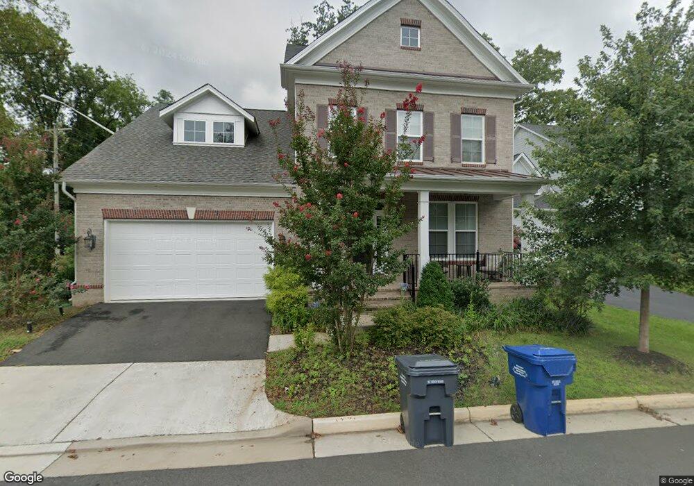 6197 Champion Oak Ct, Falls Church, VA 22044 - photo 1