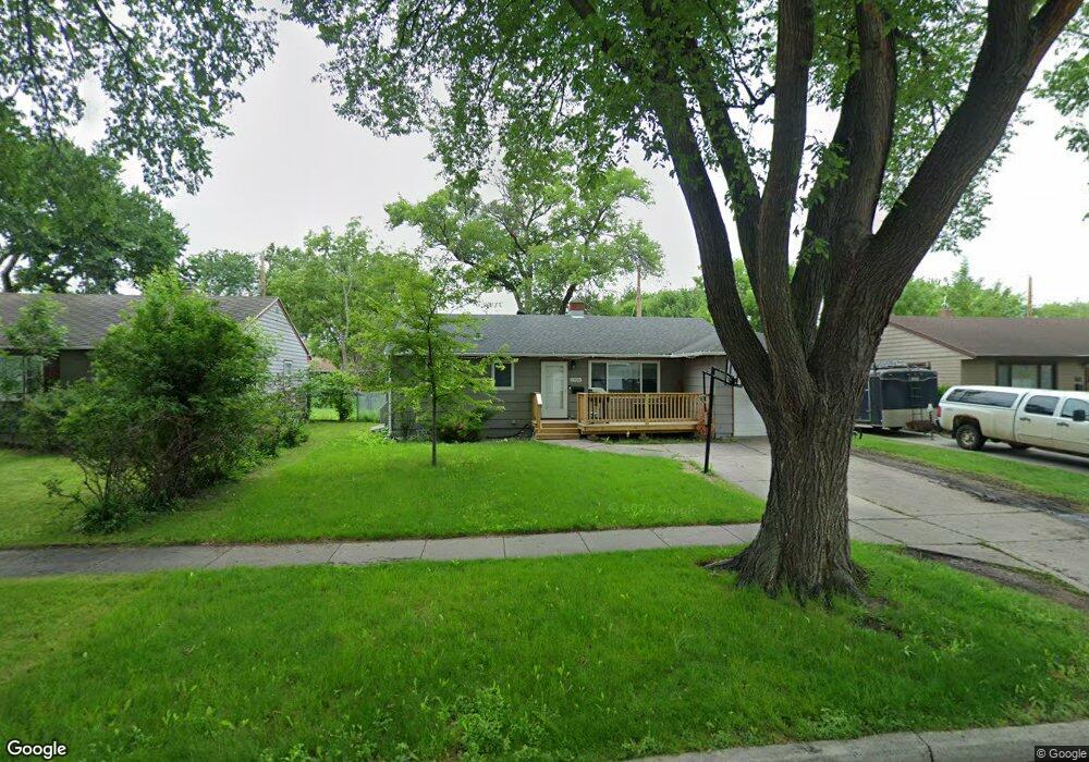 1906 8th St N, Fargo, ND 58102 - photo 1